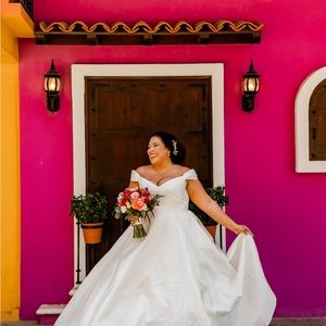 Plus size Wedding Dress